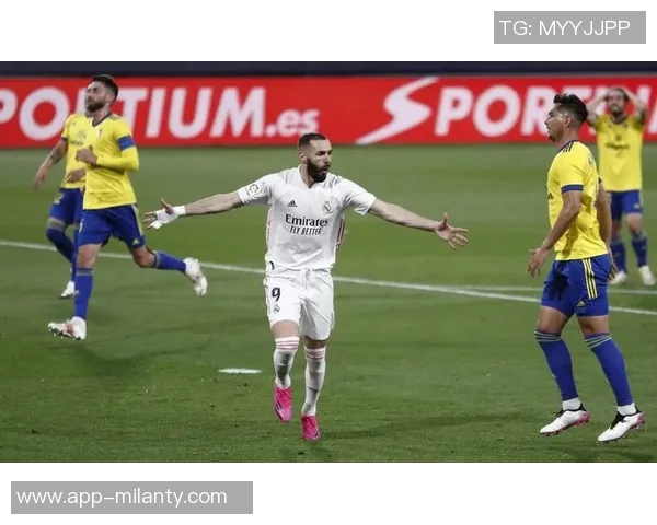 古伊萨对皇马首发阵容提出质疑维尼修斯的抱怨让他感到烦恼 古伊萨对皇马首发阵容提出质疑维尼修斯的抱怨让他感到烦恼