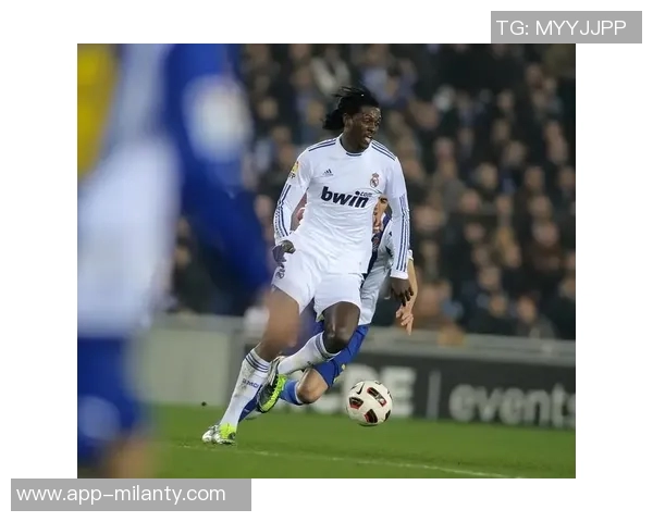 阿德巴约九年媒体日变化难以辨识年份让人困惑 阿德巴约九年媒体日变化难以辨识年份让人困惑