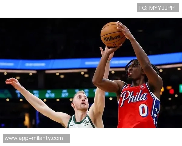 马克西首节狂砍17分2助表现出色助队稳住局势 马克西首节狂砍17分2助表现出色助队稳住局势