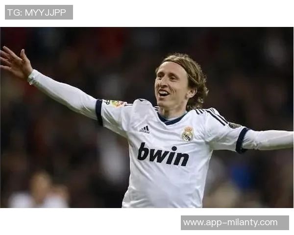 安布罗西尼赞莫德里奇正能量如马尔蒂尼般激励队友 安布罗西尼赞莫德里奇正能量如马尔蒂尼般激励队友