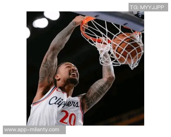 小卡盛赞奥拉迪波状态回暖快攻中展现空接三分与突破能力 小卡盛赞奥拉迪波状态回暖快攻中展现空接三分与突破能力