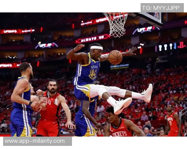 小佩顿谈五外战术助力库明加冲击篮下展现个人优势与特点