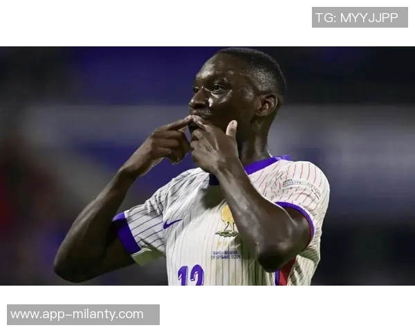 弗兰克谈对阵埃弗顿战术喜欢大力界外球穆阿尼接近首发阵容 弗兰克谈对阵埃弗顿战术喜欢大力界外球穆阿尼接近首发阵容